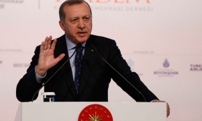 'Daha ileri giderseniz sınır kapılarını açarız'