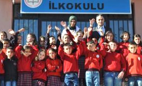 Minik yüreklerden "15 Temmuz şehitleri" klibi