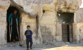 Halep'te yüzbinlerin insani krizi