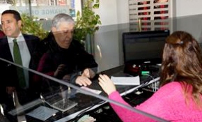 Kimi bahşişini kimi birikimini liraya çevirdi