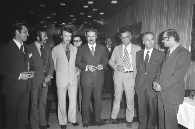 Eski TBMM Başkanı Sezgin hayatını kaybetti