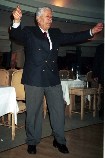 Eski TBMM Başkanı Sezgin hayatını kaybetti