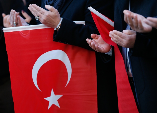 İstanbul`daki terör saldırısına Türkiye`den tepkiler