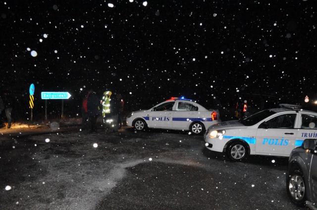 Zonguldak`ta kar ulaşımı aksattı