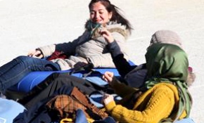 Kayak yapmak için kar yağmasını beklemiyorlar