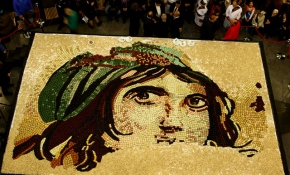 Baklavadan 'Çingene Kızı'