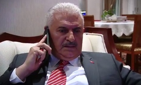 Başbakan Yıldırım'ın darbe gecesi yeni görüntüleri