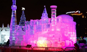 Moskova'nın buzdan heykelleri