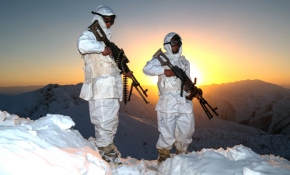 Mehmetçik vatan nöbetinde