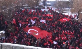 "Teröre lanet" yürüyüşü