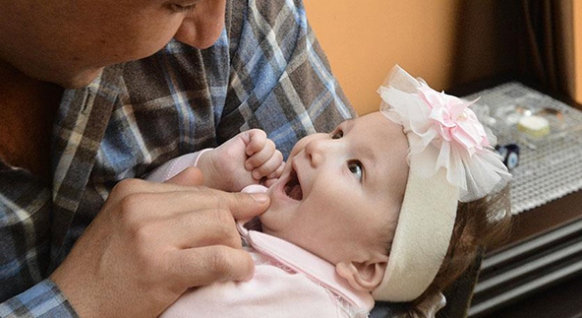 Zeynep bebeğin ''Kedi miyavlaması sendromuyla'' mücadelesi