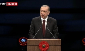 Reina katliamcısına siyasilerden tepkiler