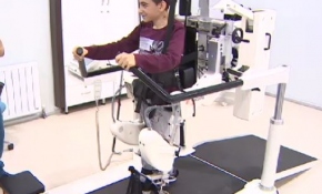 Kardeşlerin umudu 'lokomat tedavisi' oldu