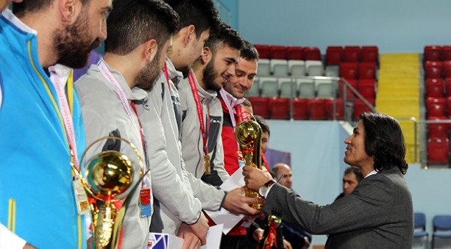 Erzurum'da düzenlenen Türkiye Curling finalleri tamamlandı