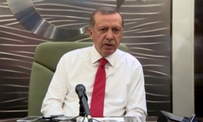 Cumhurbaşkanı uçakta soruları yanıtladı