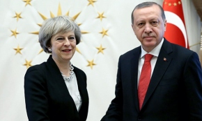 Cumhurbaşkanı Erdoğan, İngiltere Başbakanı May'i kabul etti