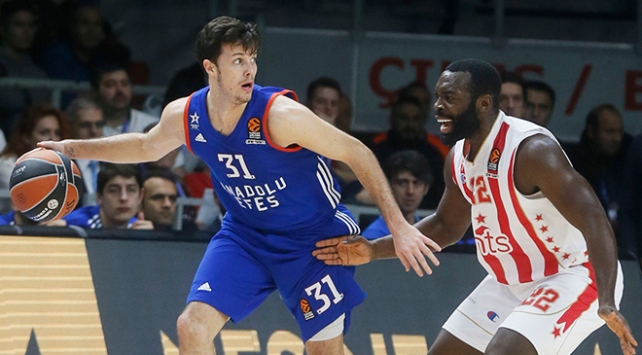 Anadolu Efes Sırbistan ekibine konuk olacak