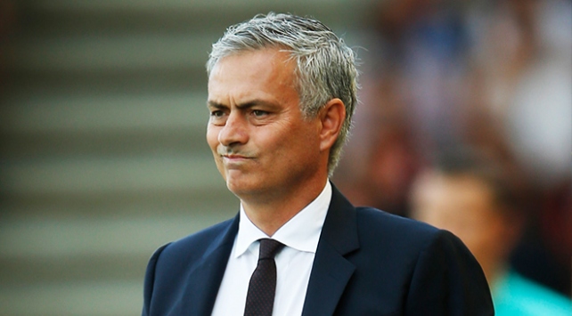 Mourinho hakemlere tepki gösterdi