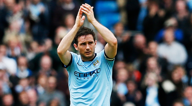 İngiliz yıldız emekli oldu