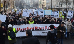 Avusturya’da 'Başörtüme Dokunma' eylemi