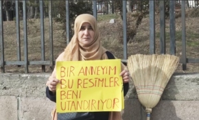 Fuhuş kartvizitlerine 'süpürgeli' tepki