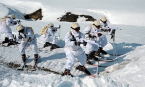 Mehmetçikten 'Kış Tatbikatı'