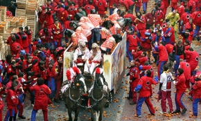 İtalya'da portakallar havada uçuştu