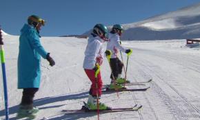 Otizmin engel olmadığını gösteren ikiz kardeşler