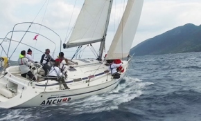 Denize olan tutkuları onları birbirine bağladı