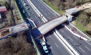 İtalya'da köprü faciası! İşte o anlar...