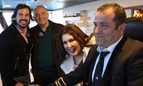 Vapurda Çay Simit Sohbet'te bu hafta