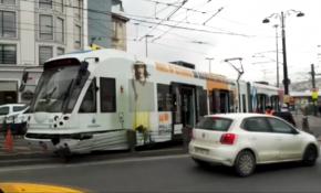 İstanbul'da tramvay raydan çıktı