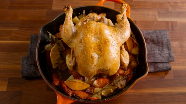 4. Fırında tepsi yerine döküm tava!