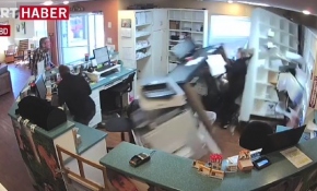 Araba hayvan hastanesine girdi