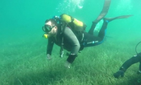 Deniz dibi temizliğine Ata Demirer de katıldı