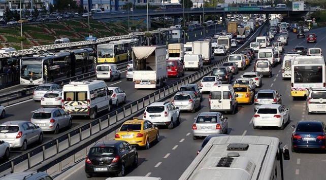 Trafik sigortasında şirketler 'tek çekime' döndü