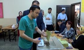 Görme engelliler bağımsız şekilde oy kullandı