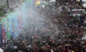 Su festivaline gidip canlarından oldular