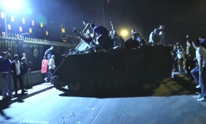 Vatandaşların tanklara direnişi iddianamede yer aldı