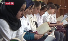 'Kitap okuma otobüsü'