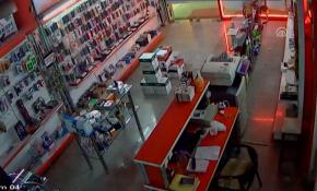 On bilgisayarı 30 saniyede çaldılar