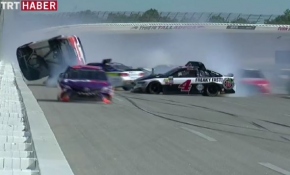 Nascar yarışlarına kaza damga vurdu