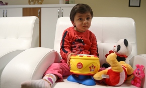 Minik Özge'ye protez bacak müjdesi