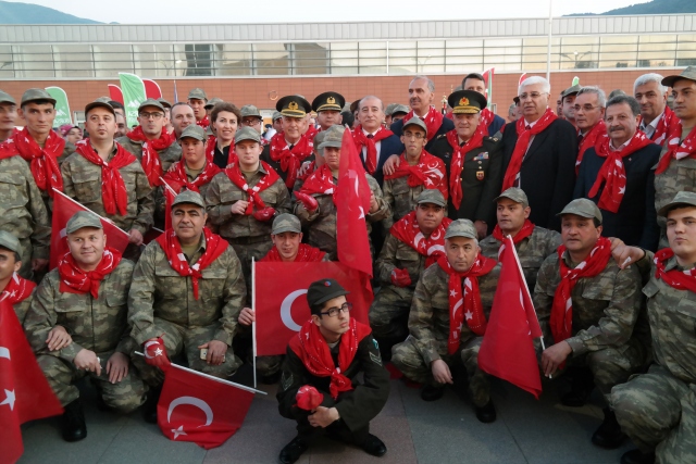 Engelli gençler "asker ocağı"na hazırlandı