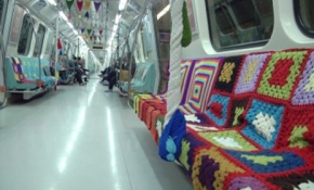 İstanbul metrosundan annelere hediye