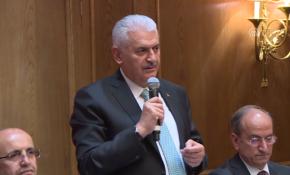 Başbakan Yıldırım, Londra'da öğrencilerle buluştu