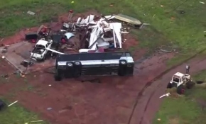 ABD'nin bazı eyaletlerinde hortum ve fırtına ortalığı yıkıp geçti