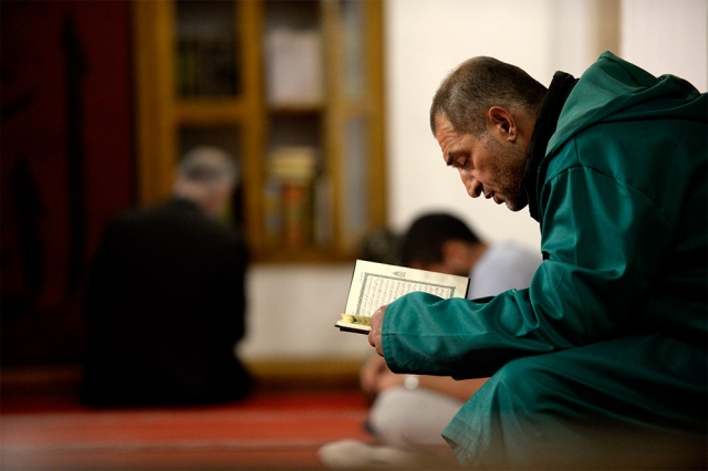 Bulgaristan`da ilk teravih namazı kılındı