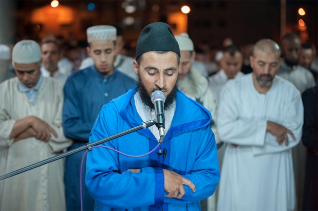 Fas`ta Ramazan ayının ilk teravihi kılındı