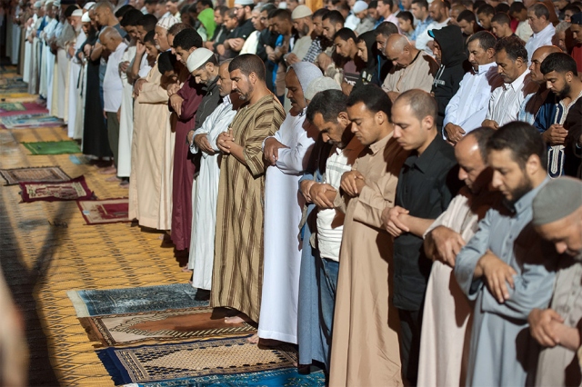 Fas`ta Ramazan ayının ilk teravihi kılındı